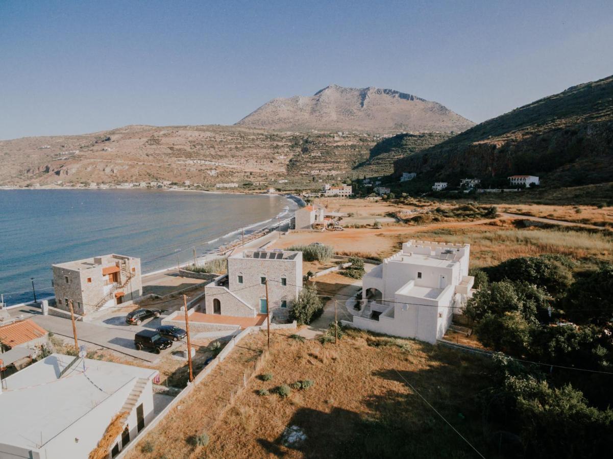 George Seafront Suites Néon Oítilon Eksteriør billede