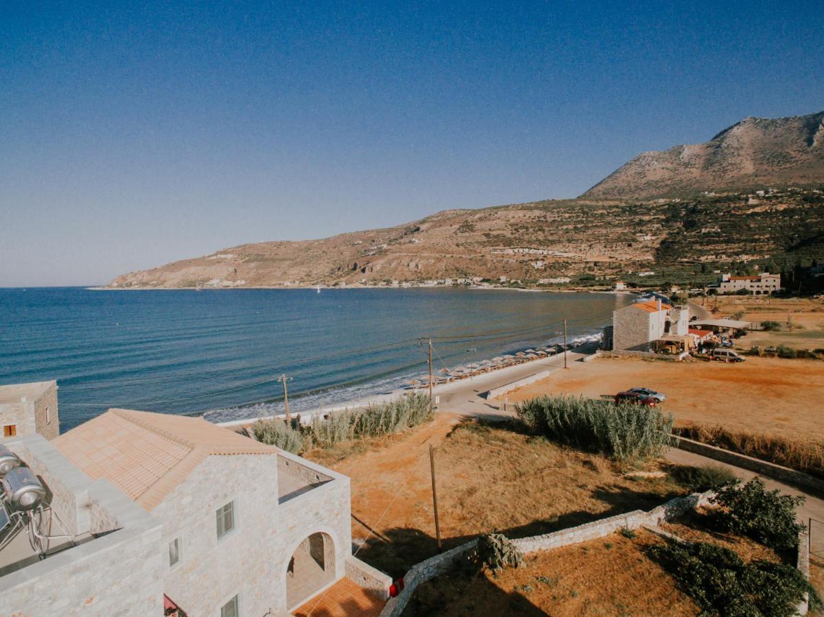 George Seafront Suites Néon Oítilon Eksteriør billede